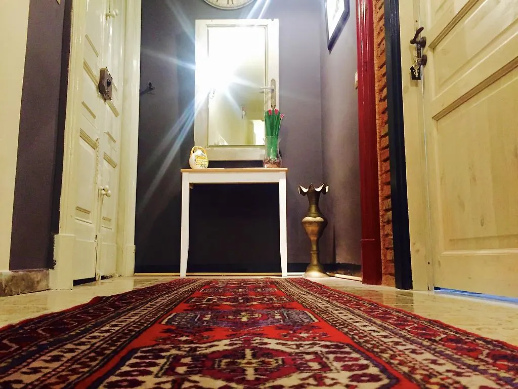 Grand Tour Design Guest House Catania Self Check-In לינה וארוחת בוקר