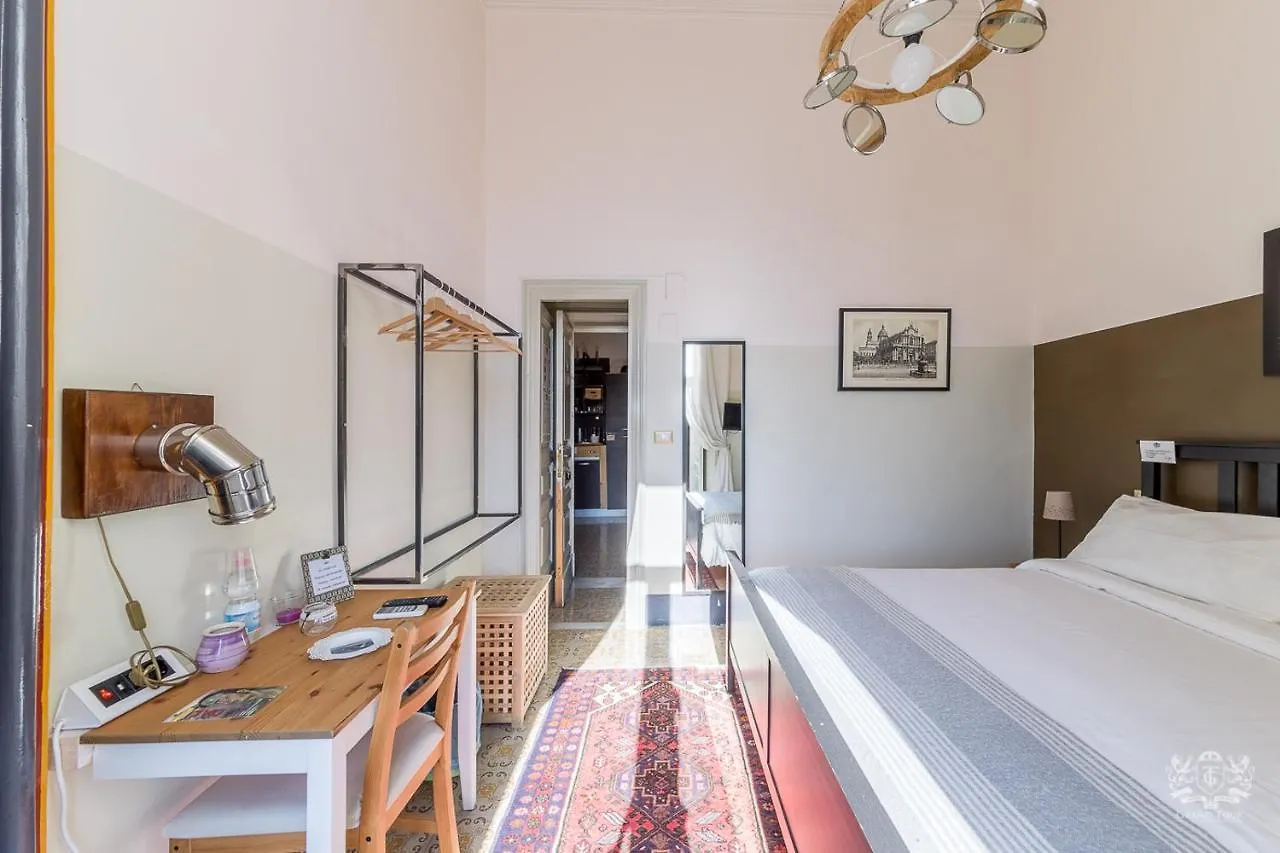 Grand Tour Design Guest House Catania Self Check-In 3*,