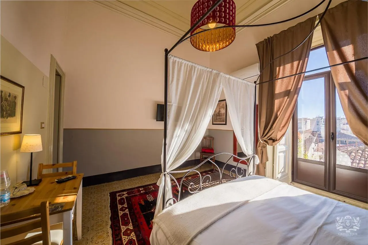 Bed & Breakfast Grand Tour Design Guest House Catania Self Check-In