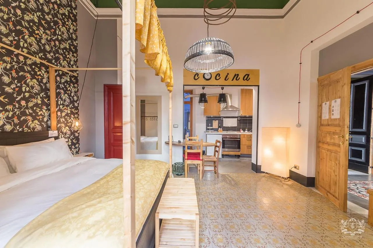 Grand Tour Design Guest House Catania Self Check-In Bed & Breakfast